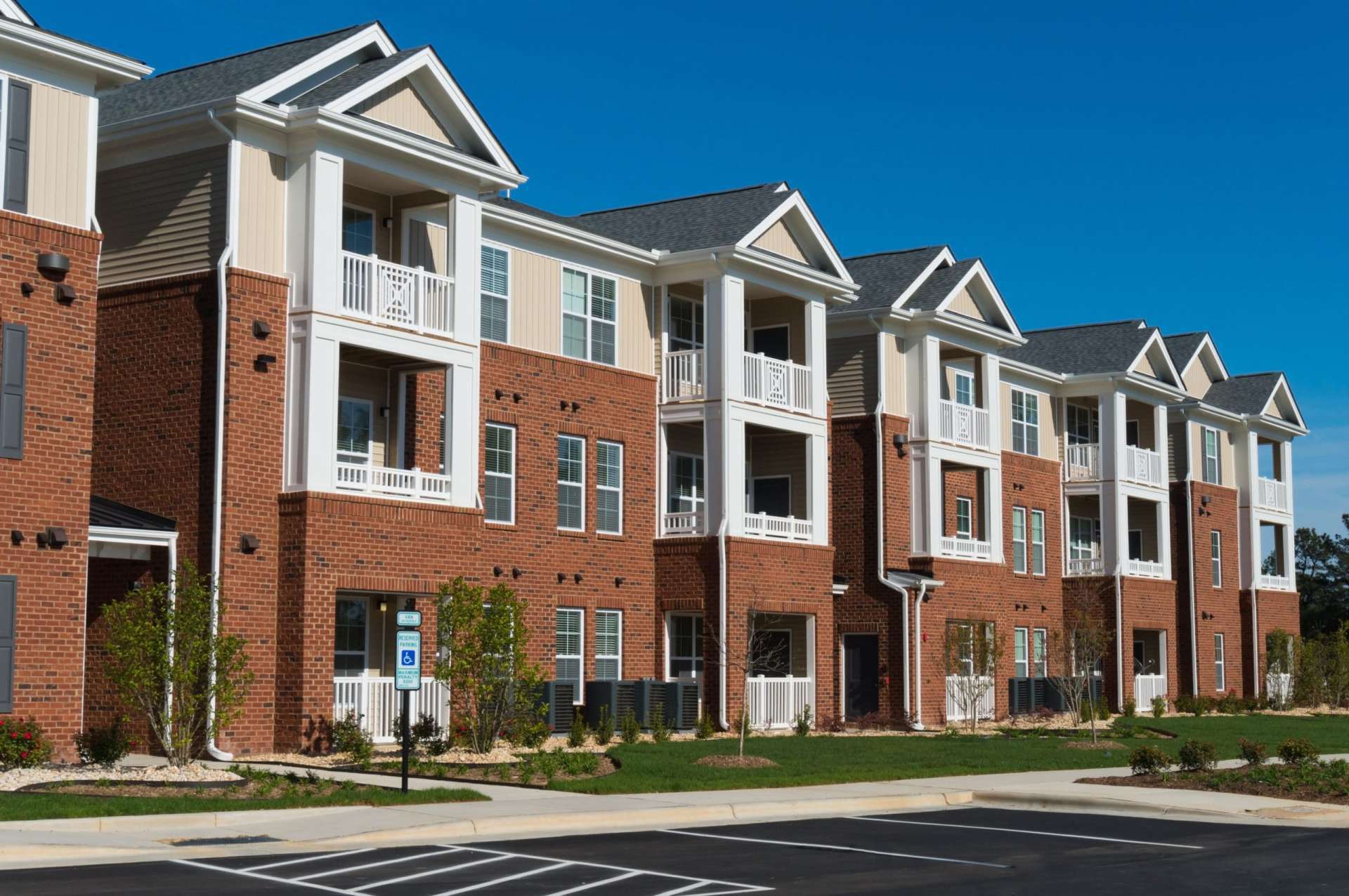 Multifamily apartment community served by Trash Time Valet